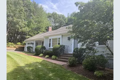 263 Oxford Dr, Barnstable, MA 02635 - Photo 10