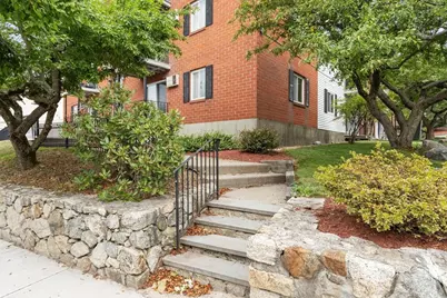 56 Edgeworth #3, Worcester, MA 01605 - Photo 1