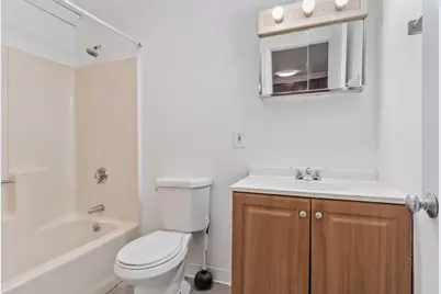 56 Edgeworth #3, Worcester, MA 01605 - Photo 8