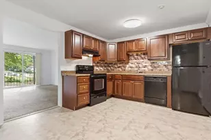 56 Edgeworth, Worcester, MA 01605 - Photo 4