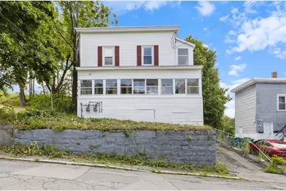 9 Martel St, Fitchburg, MA 01420 - Photo 2