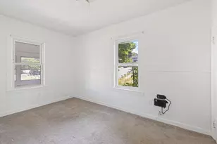 9 Martel St, Fitchburg, MA 01420 - Photo 18