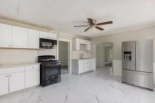 9 Martel St, Fitchburg, MA 01420 - Photo 4