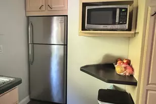 20 Foley St, Attleboro, MA 02703 - Photo 6