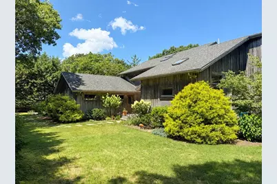 19 Llewellyn Way, Edgartown, MA 02539 - Photo 1