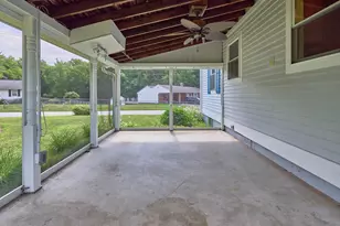253 Central St, Hudson, MA 01749 - Photo 32