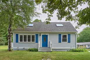 253 Central St, Hudson, MA 01749 - Photo 1