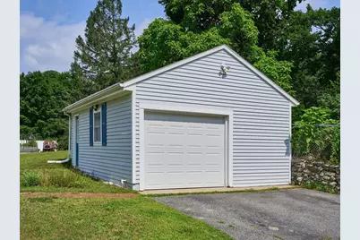 253 Central St, Hudson, MA 01749 - Photo 36