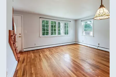 253 Central St, Hudson, MA 01749 - Photo 6