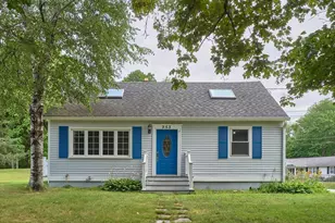 253 Central St, Hudson, MA 01749 - Photo 2