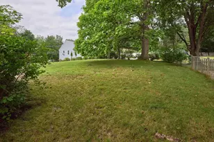 253 Central St, Hudson, MA 01749 - Photo 34