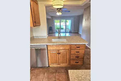 2003 Windsor Drive #2003, Framingham, MA 01701 - Photo 4