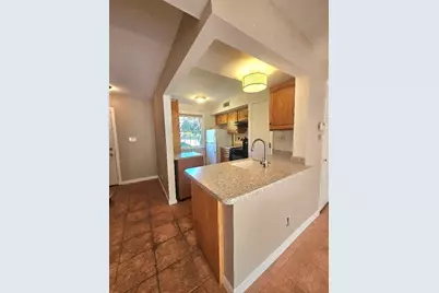 2003 Windsor Drive #2003, Framingham, MA 01701 - Photo 4