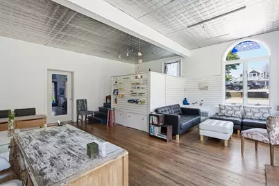 306 Commercial Street #2, Provincetown, MA 02657 - Photo 4