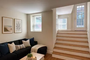 28 Phillips St, Boston, MA 02114 - Photo 2