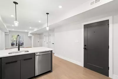 321 W Broadway #1, Boston, MA 02127 - Photo 4