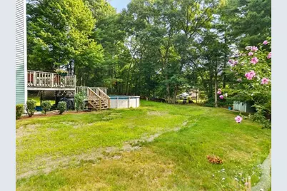 32 Maria Ln, Taunton, MA 02780 - Photo 4