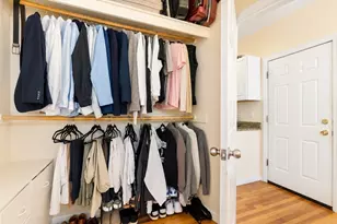 28 Phillips St, Boston, MA 02114 - Photo 12
