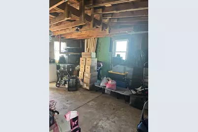 95 Augustine St, Brockton, MA 02301 - Photo 32