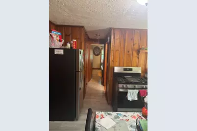 95 Augustine St, Brockton, MA 02301 - Photo 6