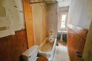 8-10 Aspen St, Ware, MA 01082 - Photo 10
