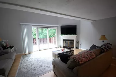 12 Hawthorne Vlg #C, Franklin, MA 02038 - Photo 4