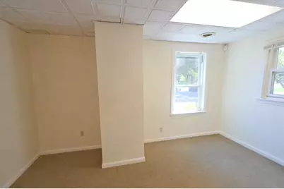 5 Chestnut Sq #C1, Sharon, MA 02067 - Photo 8