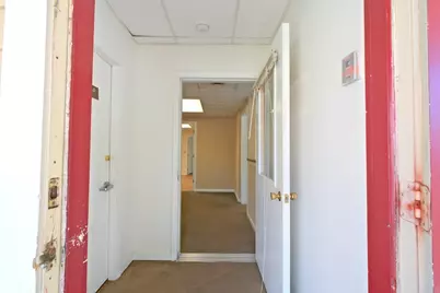 5 Chestnut Sq #C1, Sharon, MA 02067 - Photo 4
