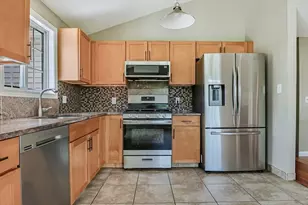 83 Waterman Ave, East Longmeadow, MA 01028 - Photo 10
