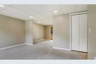 83 Waterman Ave, East Longmeadow, MA 01028 - Photo 24