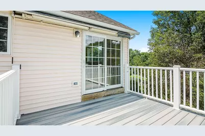 83 Waterman Ave, East Longmeadow, MA 01028 - Photo 14
