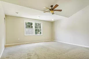 83 Waterman Ave, East Longmeadow, MA 01028 - Photo 16