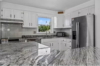 21 Cardosi Court, Pawtucket, RI 02861 - Photo 8
