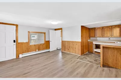 40 Moran St, Gardner, MA 01440 - Photo 4