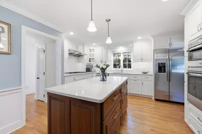 73 Duxbury Lane, Longmeadow, MA 01106 - Photo 2