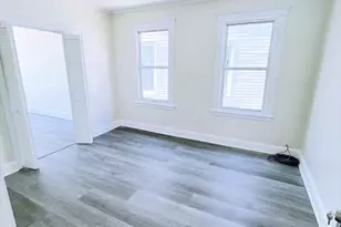 378 Chelsea St, Boston, MA 02128 - Photo 4