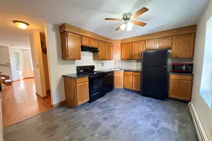 528 Cherry St, Fall River, MA 02720 - Photo 10