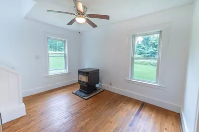 36 Old Worcester Rd, Charlton, MA 01571 - Photo 14