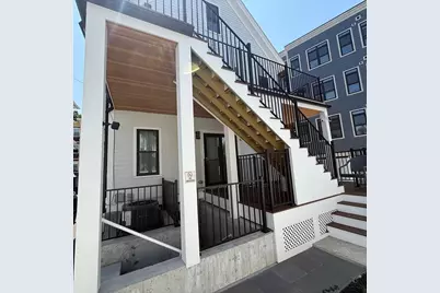 6-8 Weld Hill St, Boston, MA 02130 - Photo 12