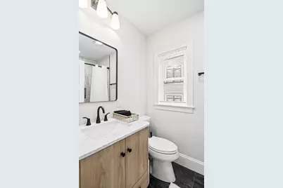 6-8 Weld Hill St, Boston, MA 02130 - Photo 16