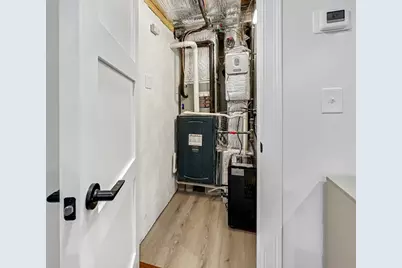 6-8 Weld Hill St, Boston, MA 02130 - Photo 24