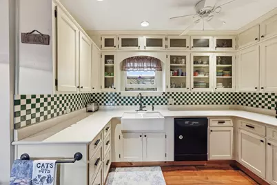 25 Garfield St, Greenfield, MA 01301 - Photo 10
