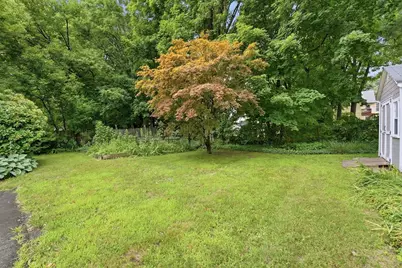 25 Garfield St, Greenfield, MA 01301 - Photo 40