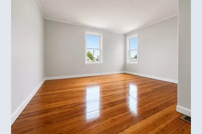 9 Orchard St #2, Malden, MA 02148 - Photo 4