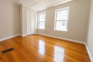 9 Orchard St, Malden, MA 02148 - Photo 6