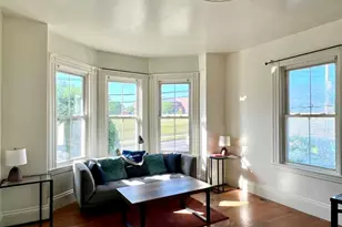 229 South St, Waltham, MA 02453 - Photo 6