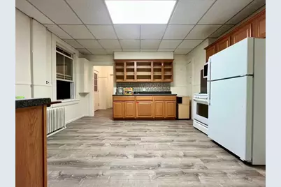 229 South St #A, Waltham, MA 02453 - Photo 2