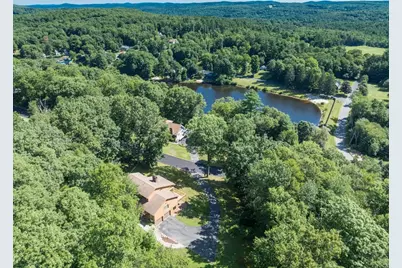 35 Old Stagecoach Dr, Monson, MA 01057 - Photo 8