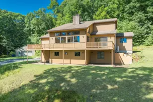 35 Old Stagecoach Dr, Monson, MA 01057 - Photo 2