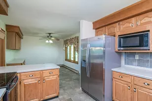 35 Old Stagecoach Dr, Monson, MA 01057 - Photo 14